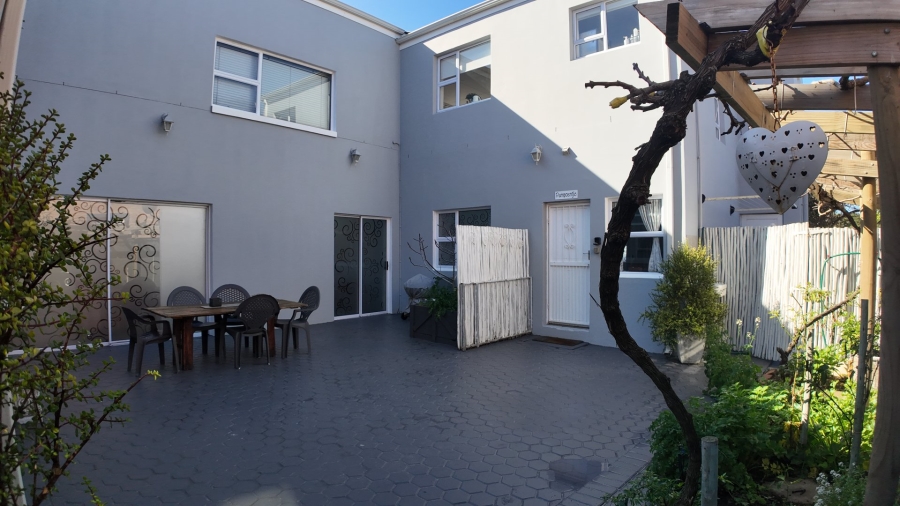 7 Bedroom Property for Sale in Stilbaai Wes Western Cape